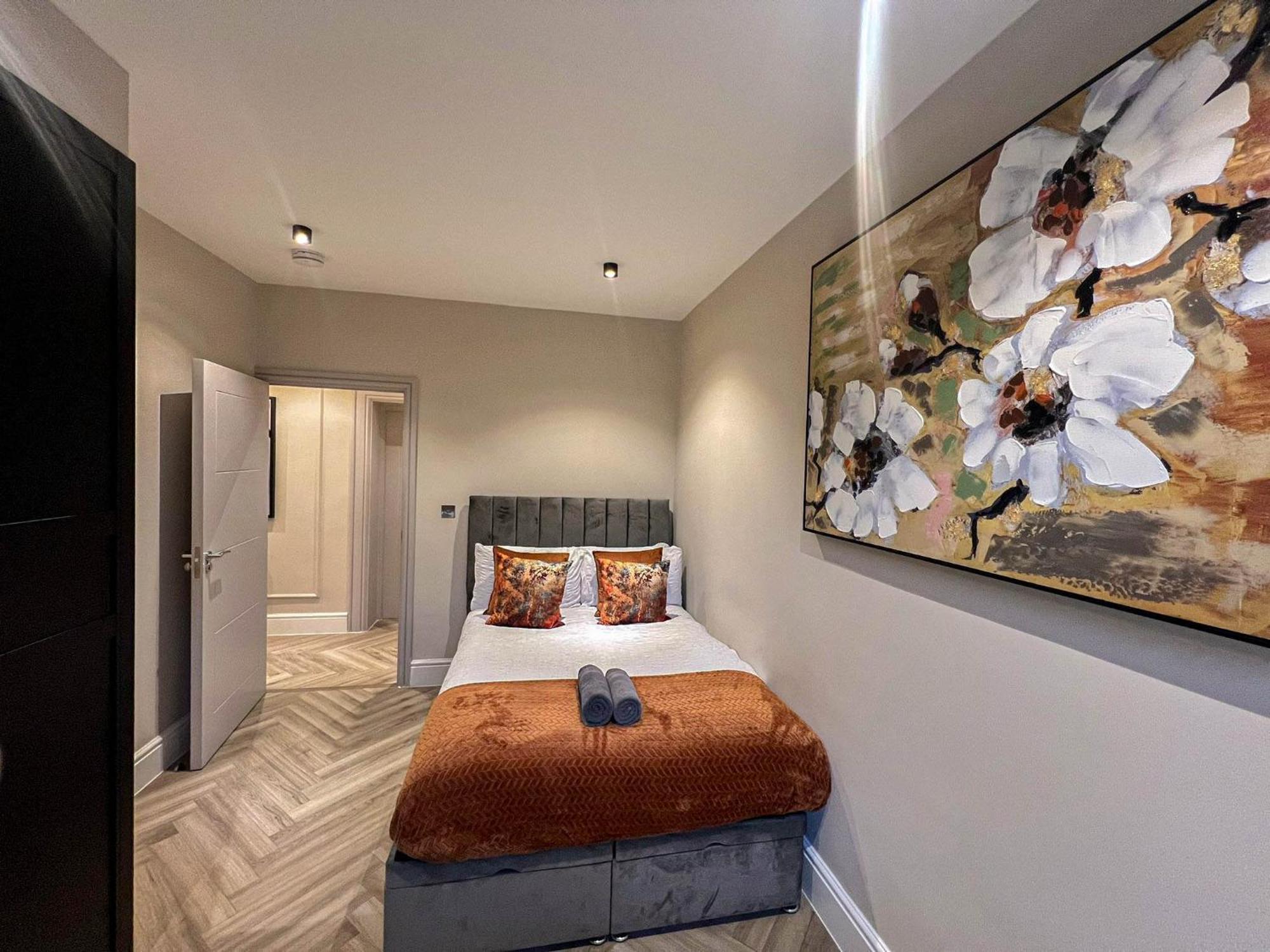 Grandeur 4-bedroom In Baker St Near Regent's Park * Londra