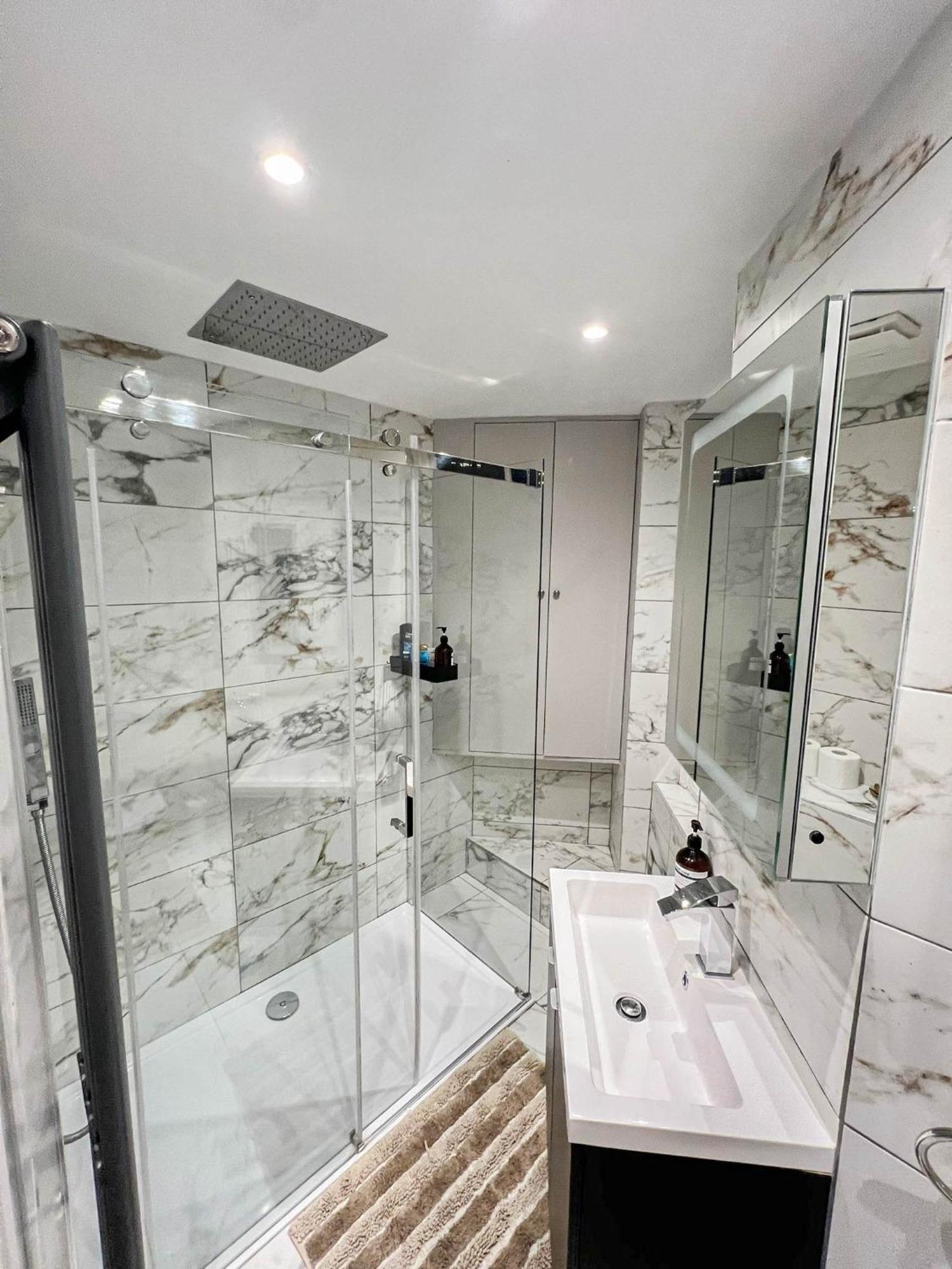 Grandeur 4-bedroom In Baker St Near Regent's Park Appartamento