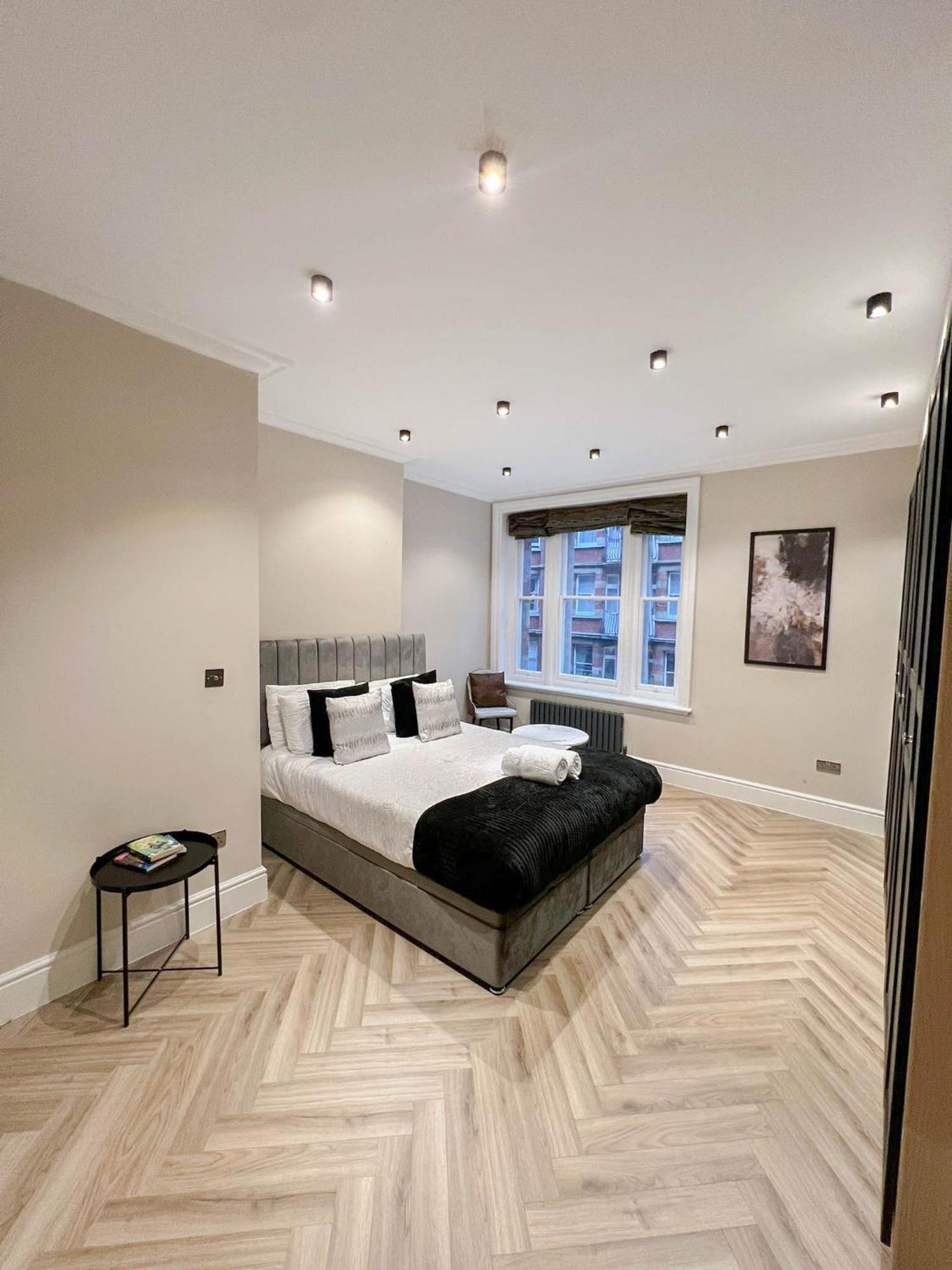 Grandeur 4-bedroom In Baker St Near Regent's Park Appartamento Londra