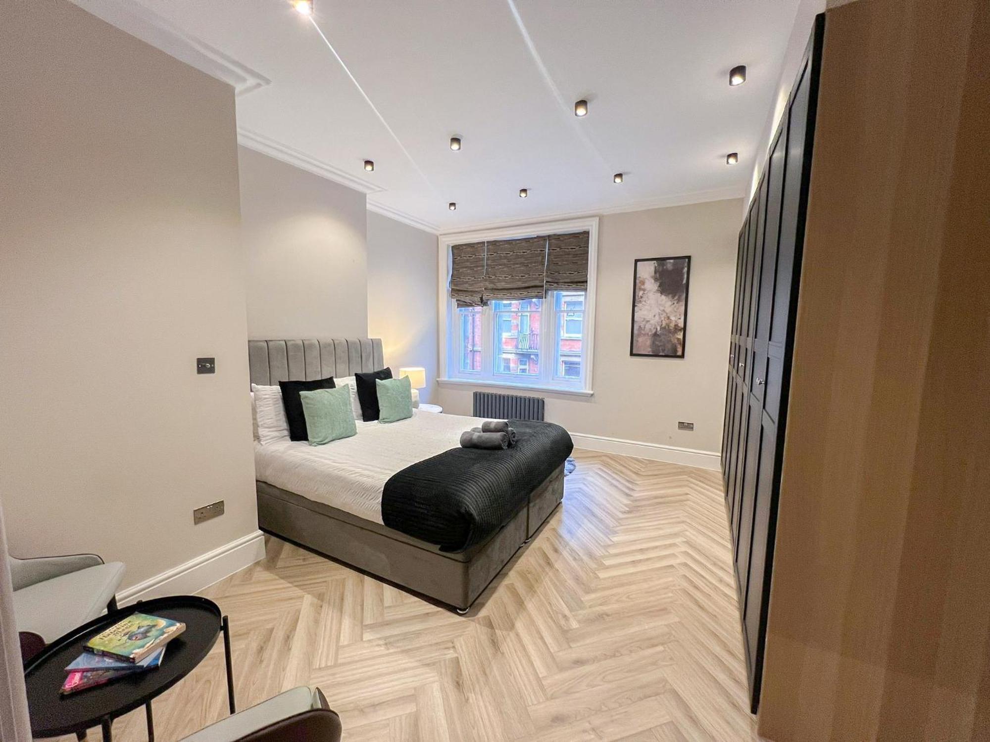 Grandeur 4-bedroom In Baker St Near Regent's Park Appartamento