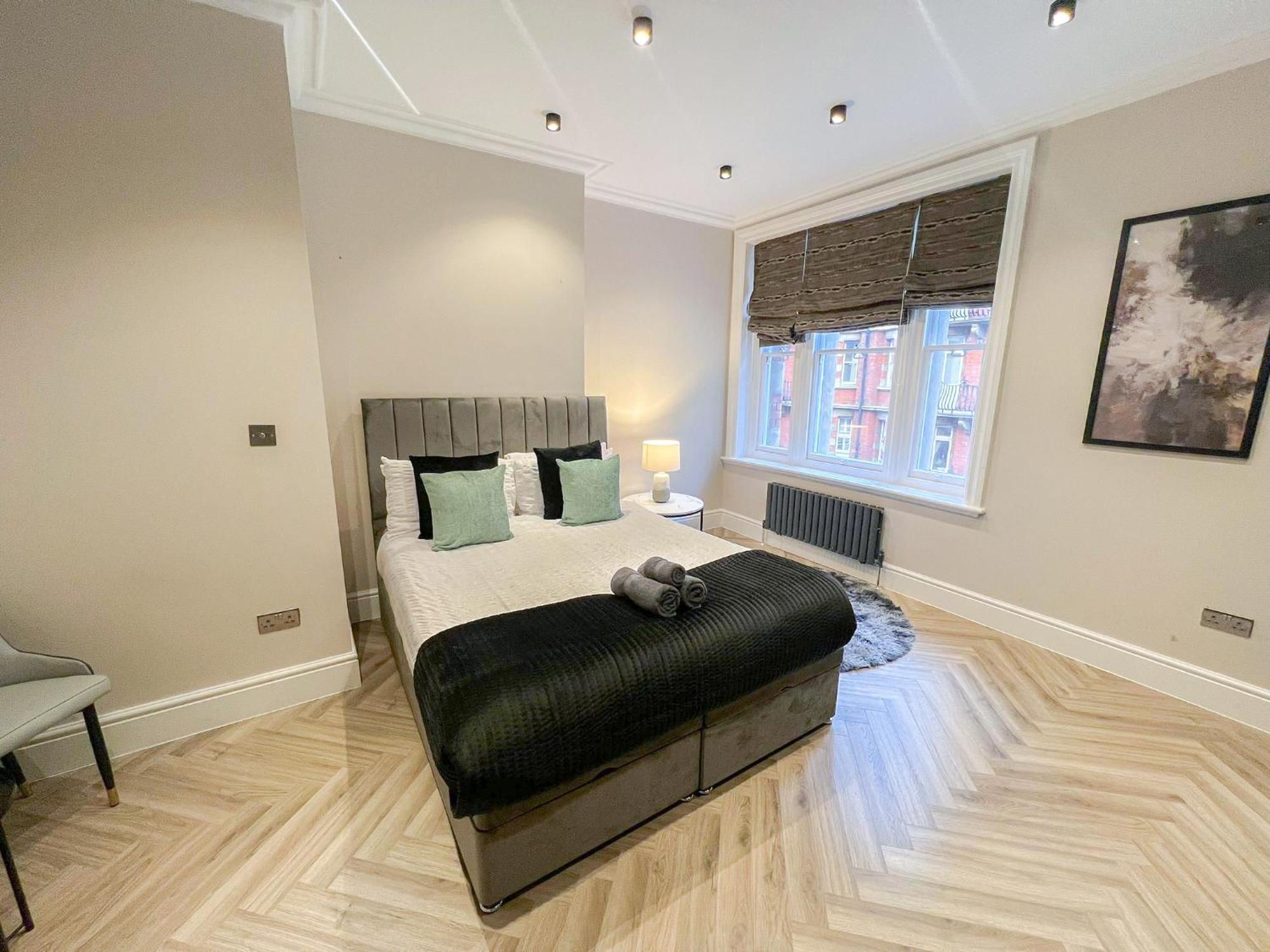 Grandeur 4-bedroom In Baker St Near Regent's Park * Londra