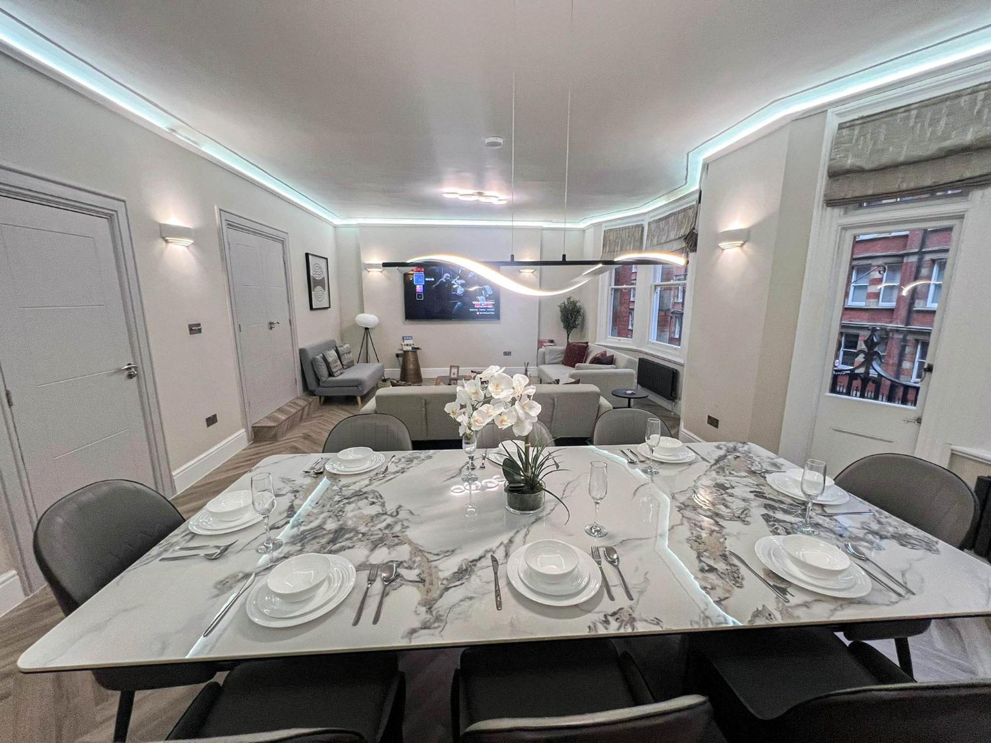 Grandeur 4-bedroom In Baker St Near Regent's Park Appartamento